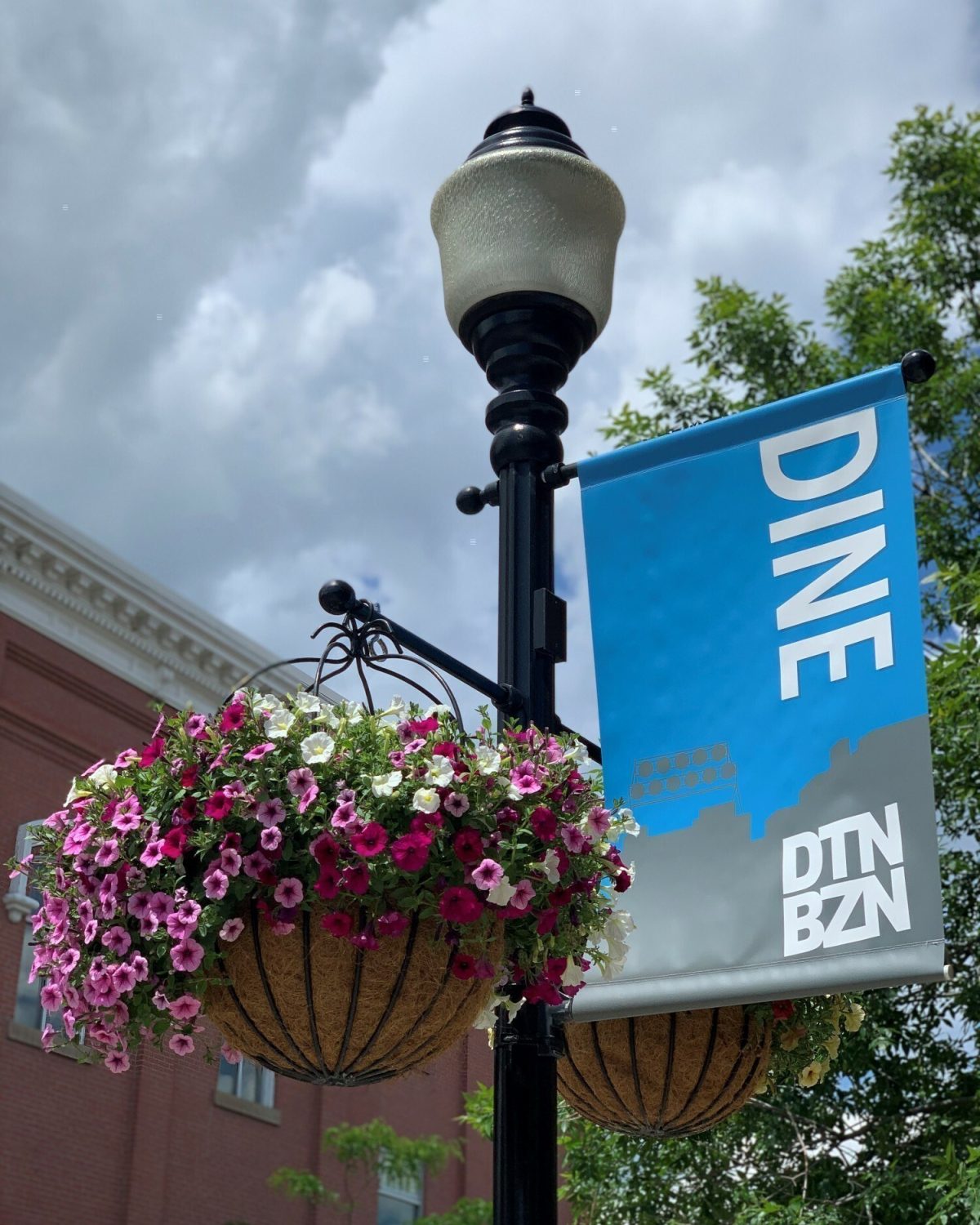 DINE Banner 1500 2000 90